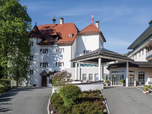 Schloss Lebenberg Hotel